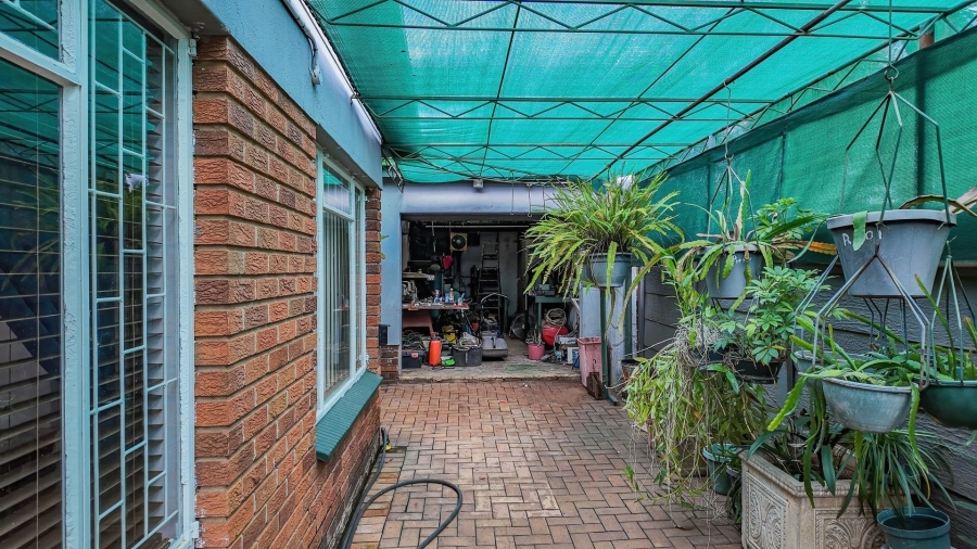 4 Bedroom Property for Sale in Protea Park North West